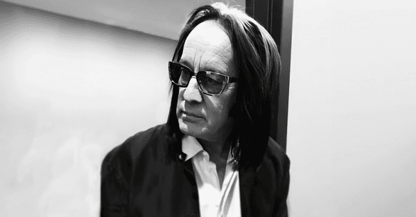 TODD RUNDGREN